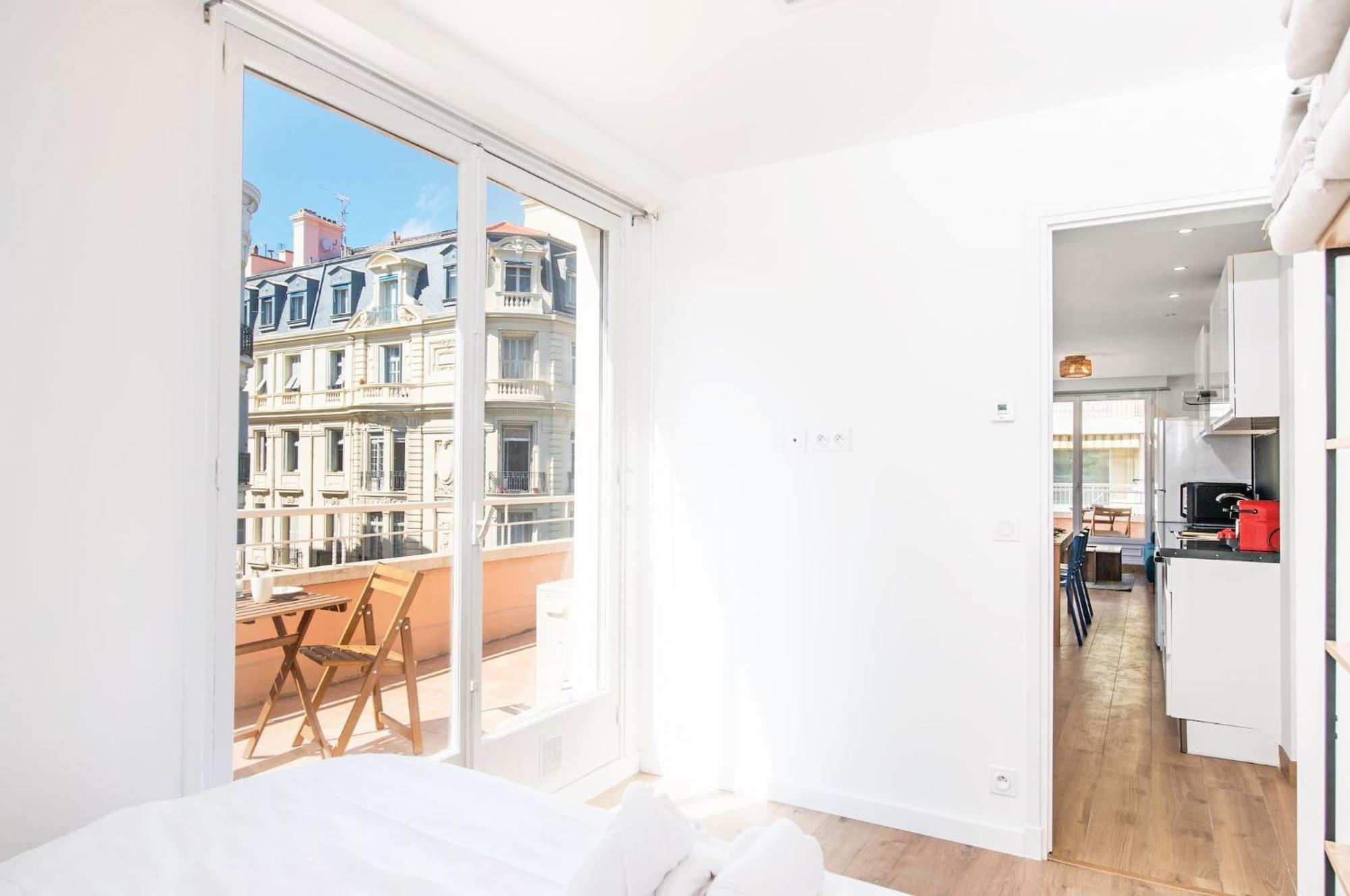Gloria Marris Apartment ม็องตง ภายนอก รูปภาพ